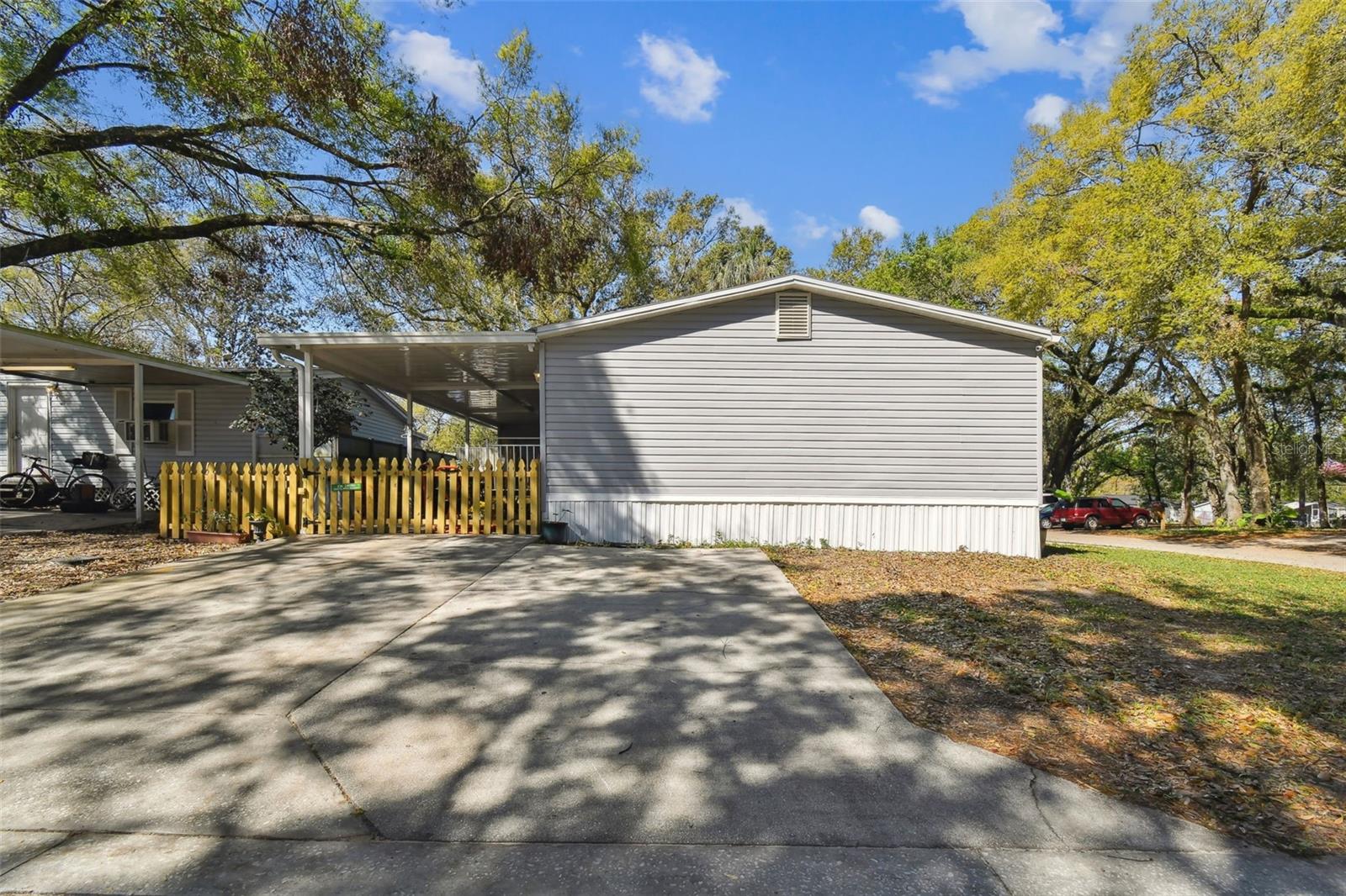 Carport & Parking Pad