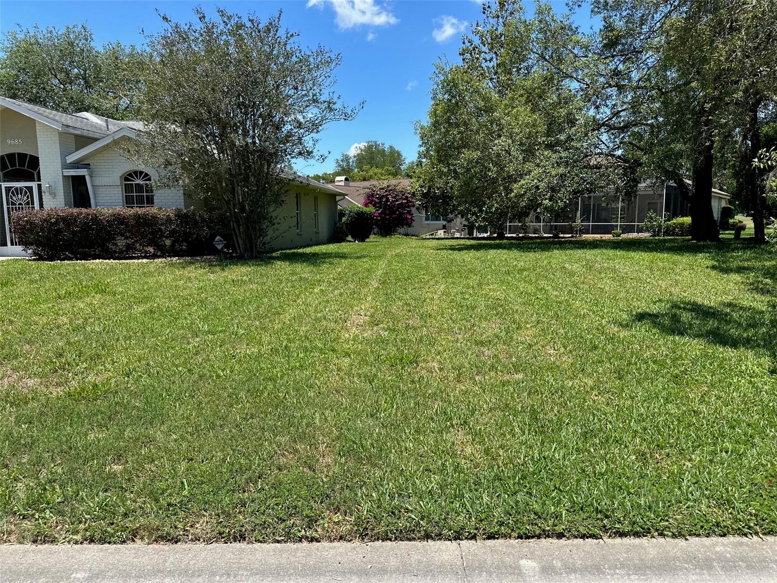 Yard large enough for a Pool
