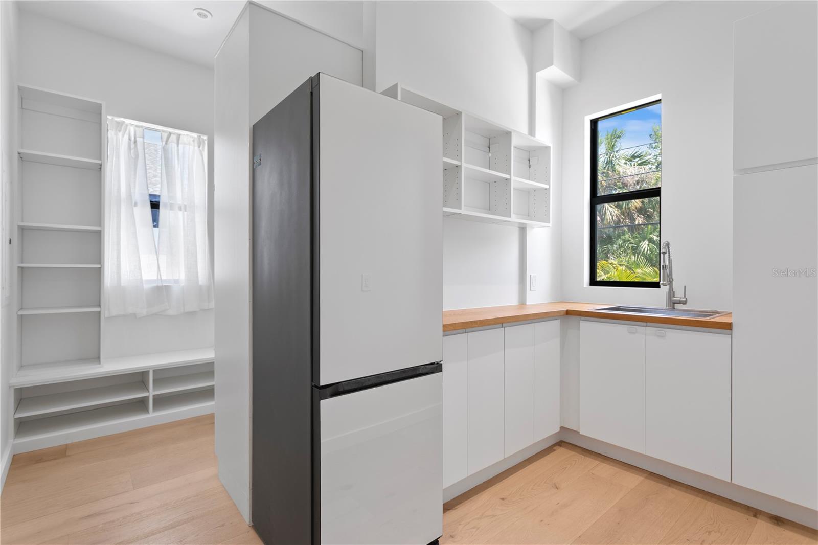 Laundry/Utility/Prep Kitchen