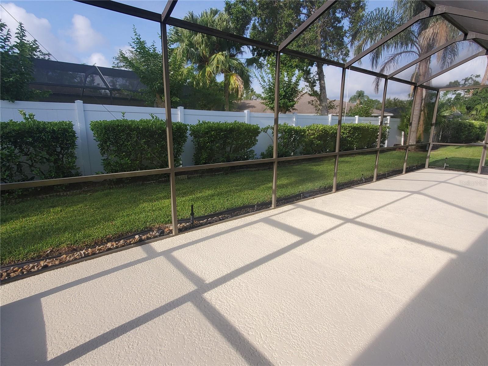 Large screened Lanai