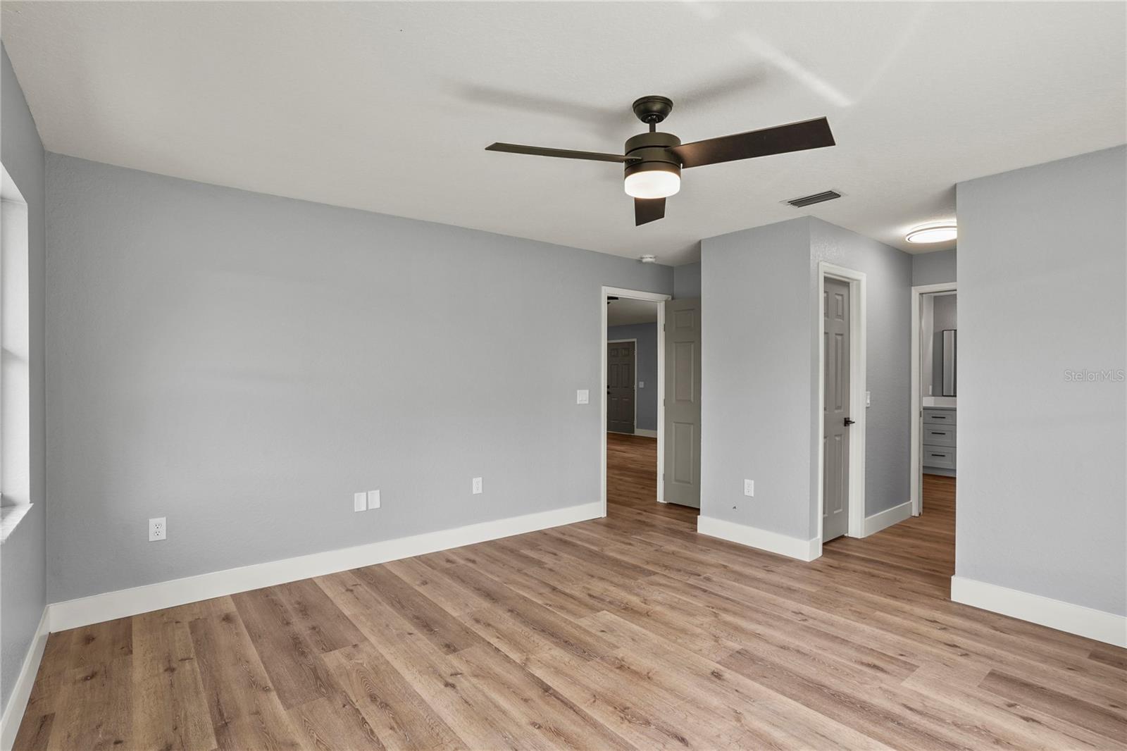 Biggest Primary room in the front of the house