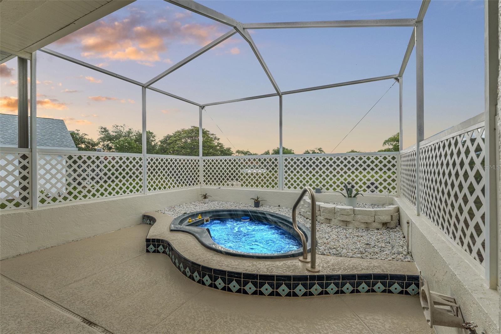 Enclosed Rear Patio w/ Spa