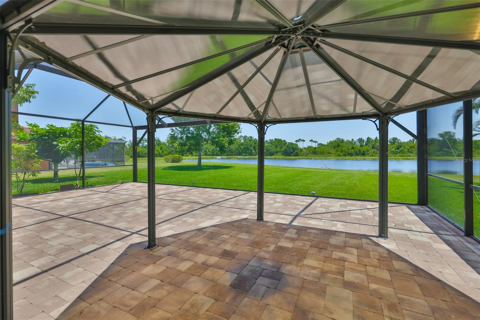 Lanai gazebo
