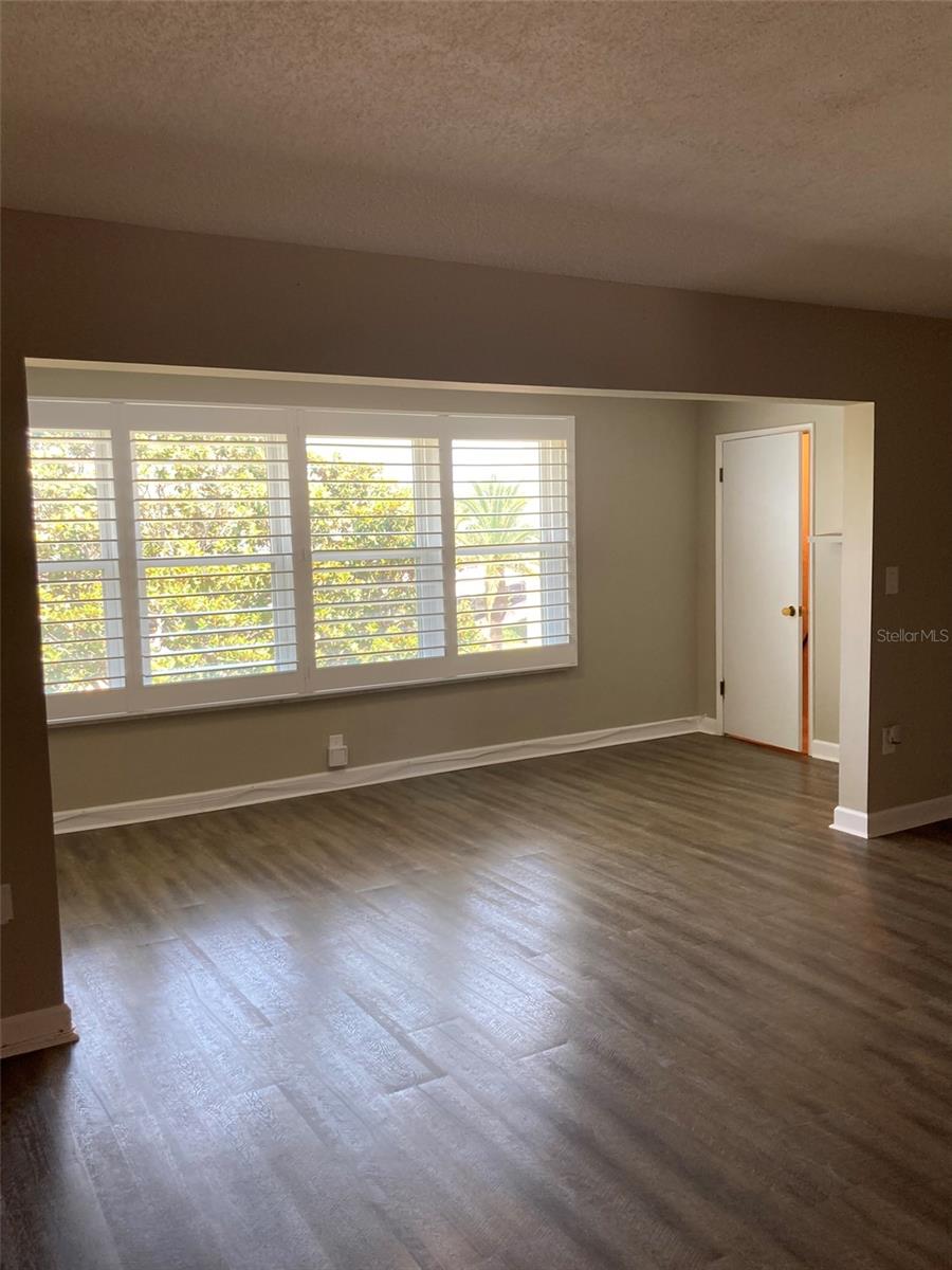 Bonus space with a wall of windows.