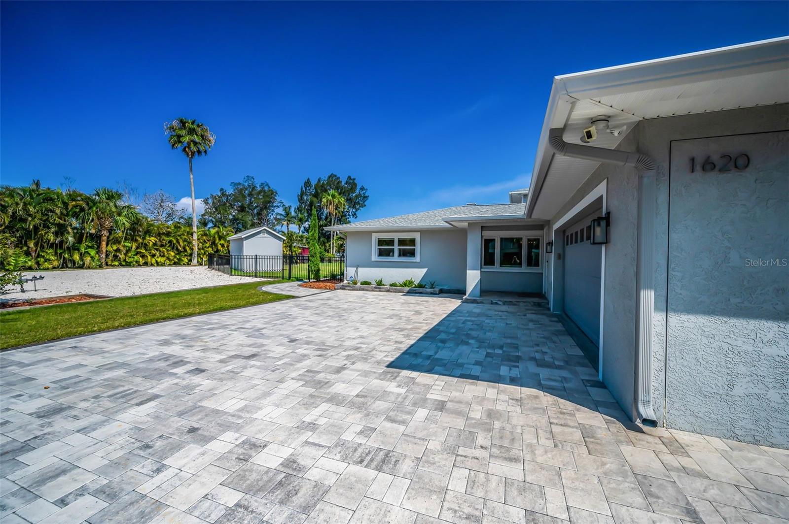 Nicely set Pavers