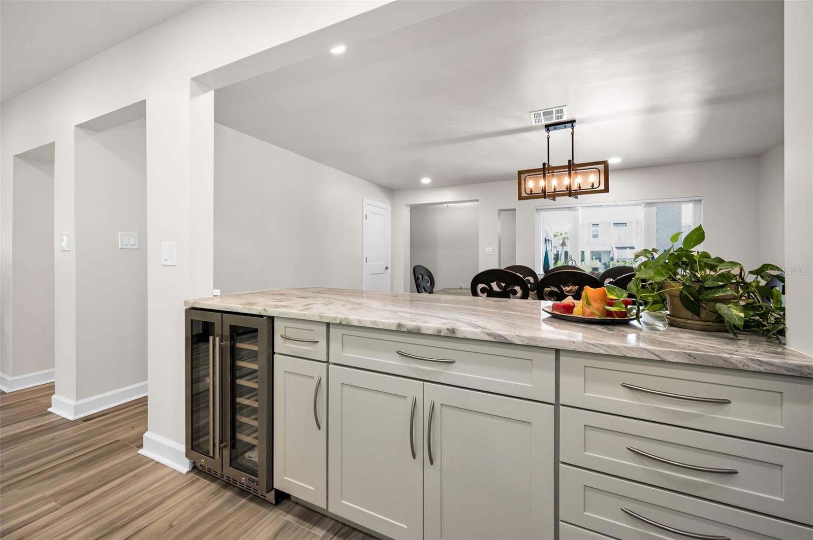 Wine & Beverage Bar