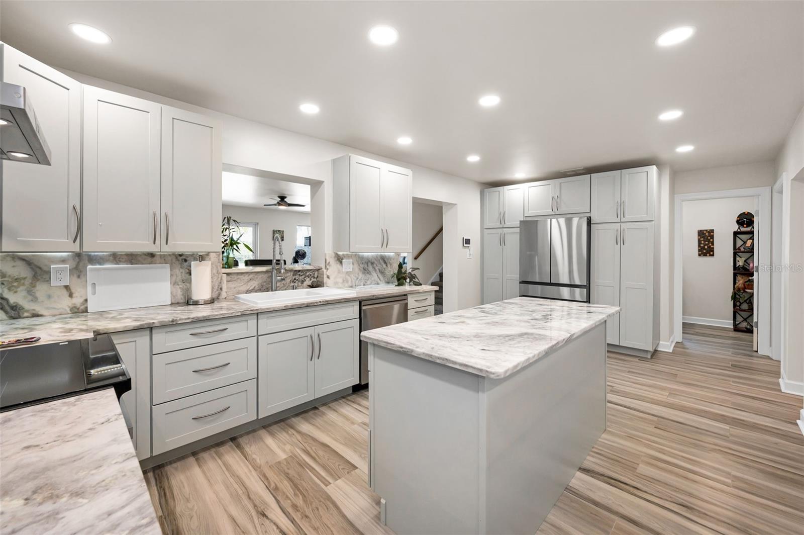 I can`t put enough of Kitchen Just an awesome job