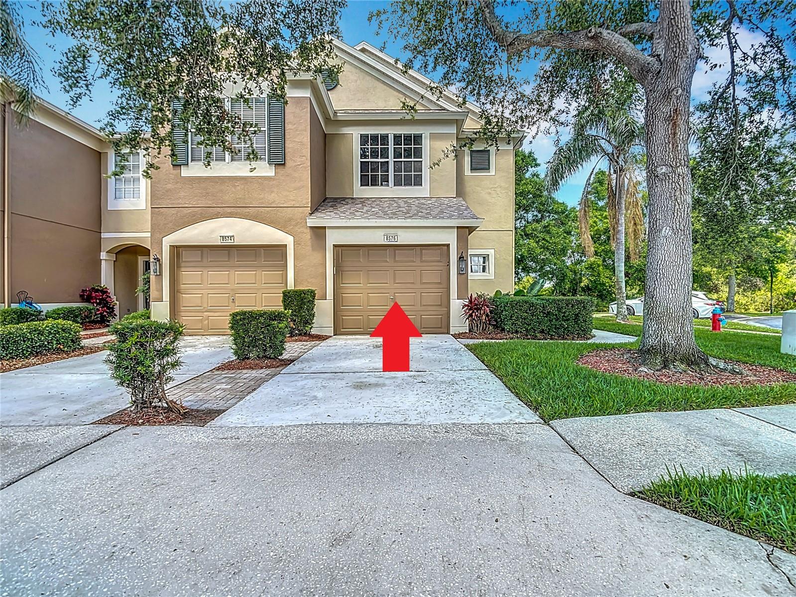 End Unit water front 3 bedrooms/2.5 baths