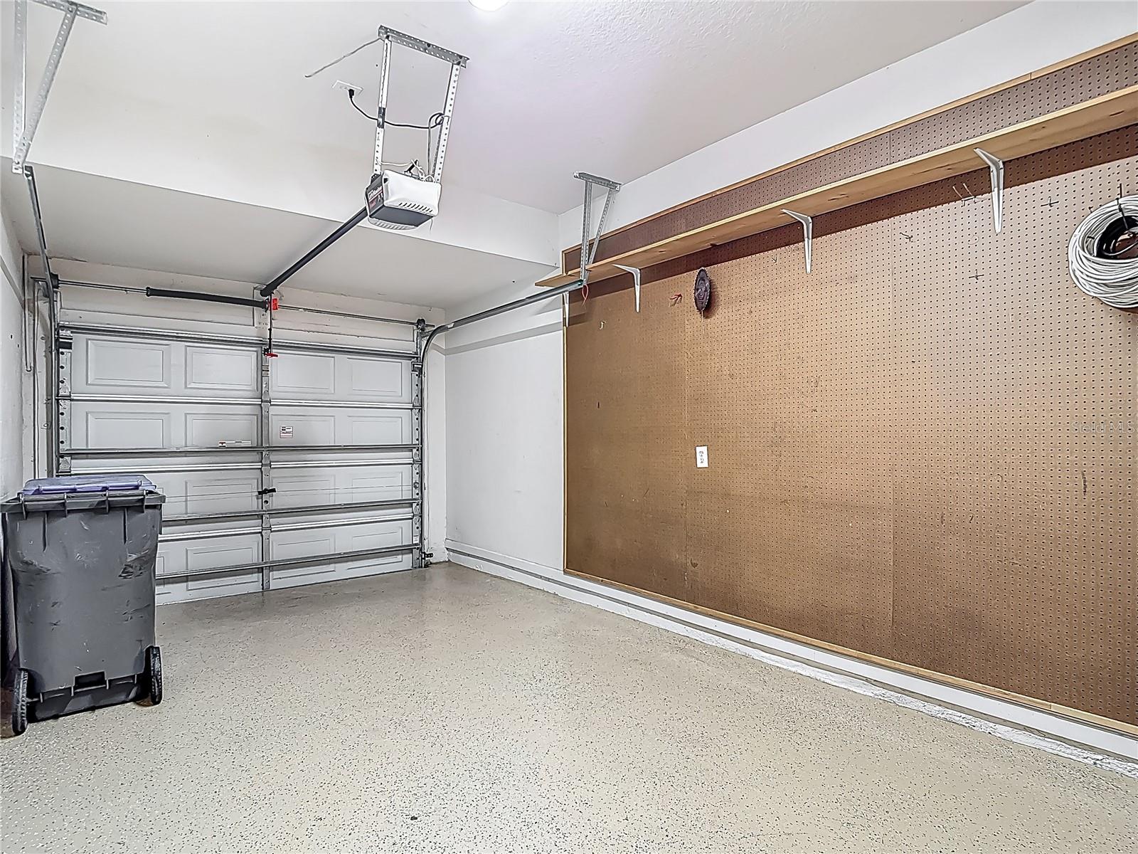 1 car garage