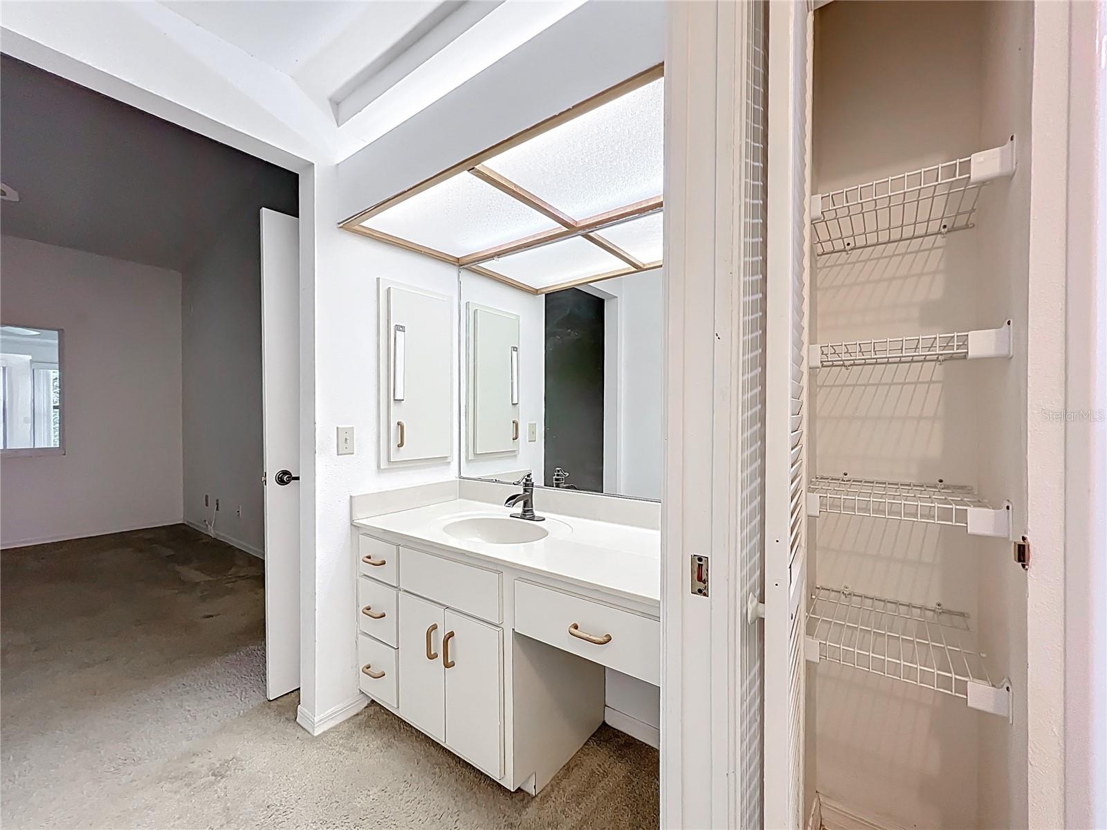 Primary En Suite