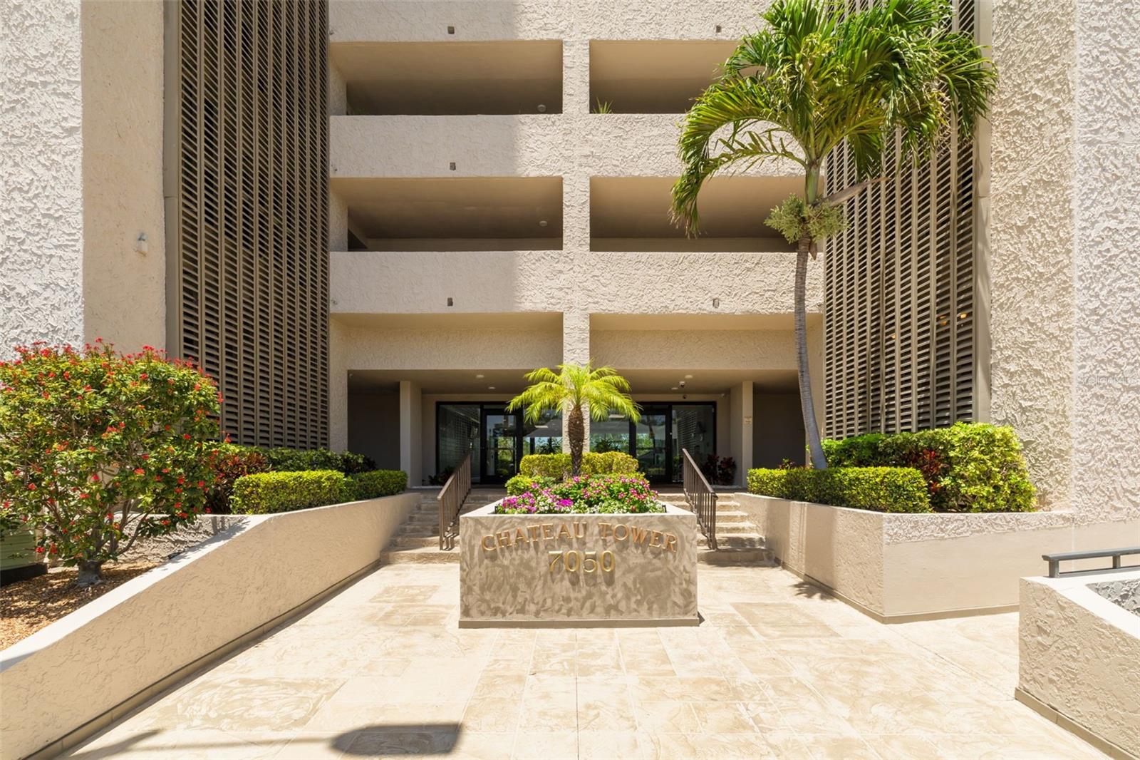 Exterior Front Entry