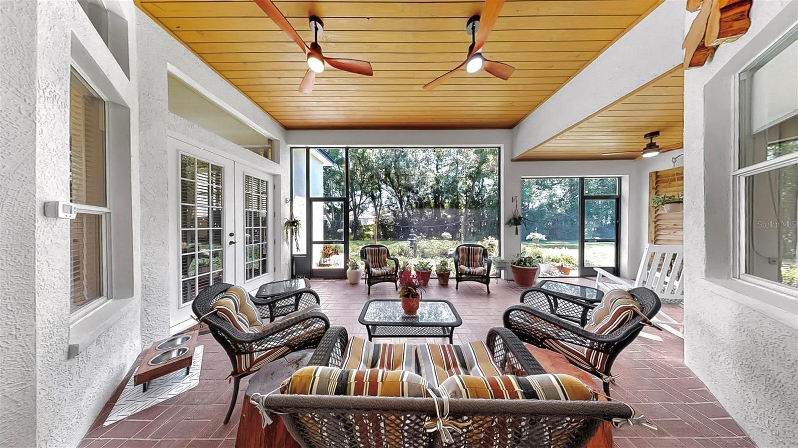 Rear Screened Patio