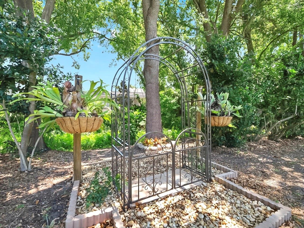 Arbor to Creek