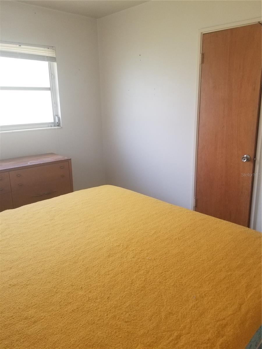 Second bedroom.