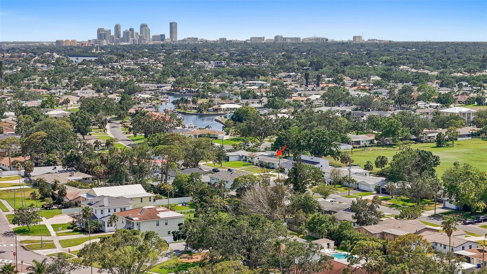 Great location near the water and close to downtown St. Pete