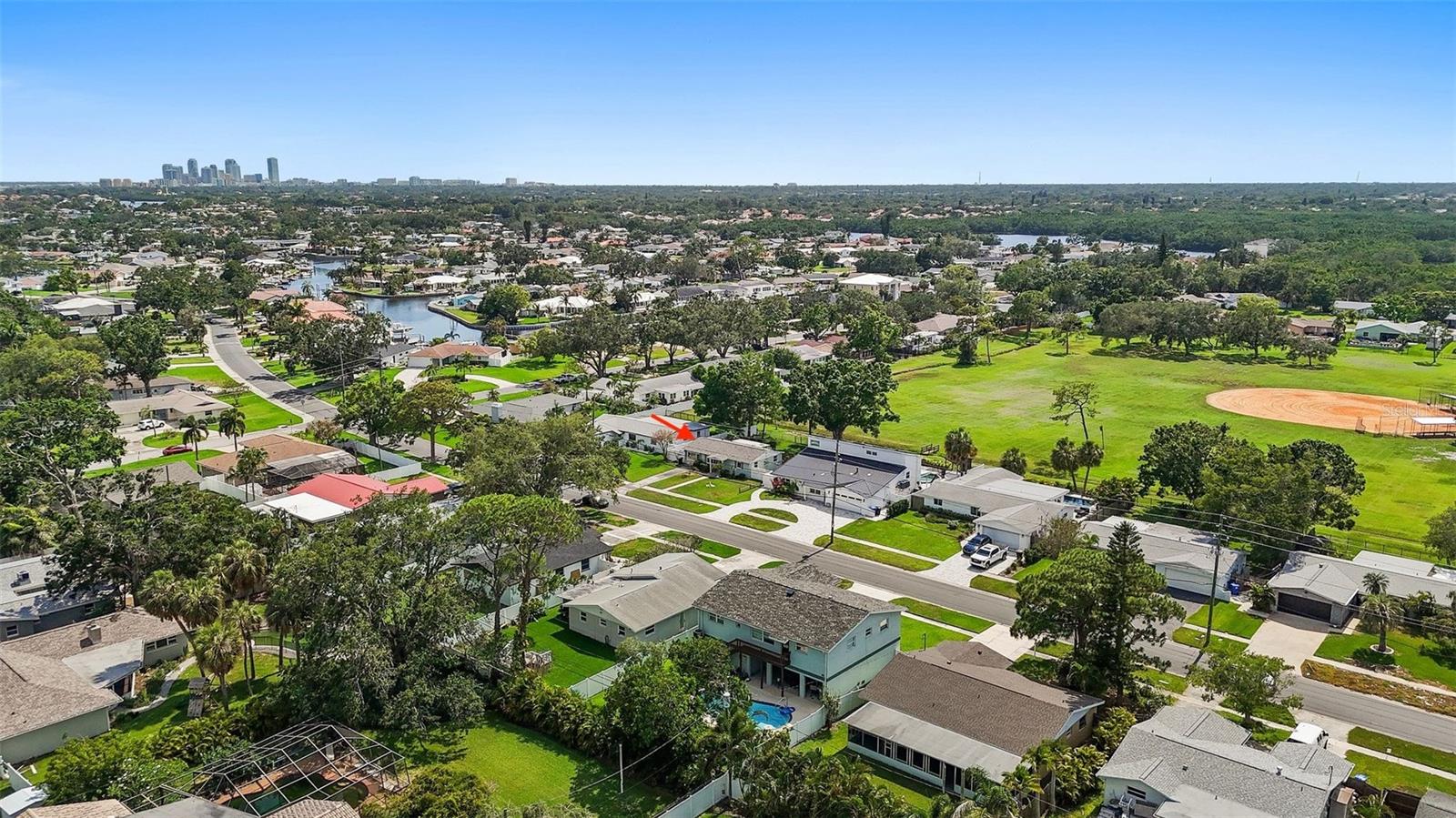 Your slice of the Florida lifestyle near downtown and the water, and backs up to a park