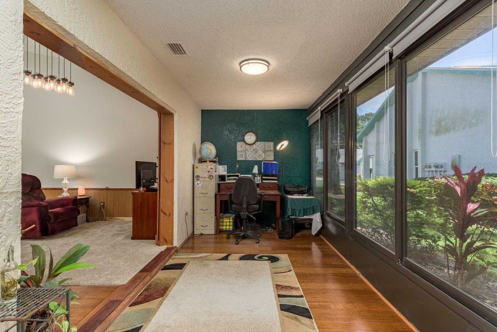 Bonus / Sun Room Fully Conditioned Space