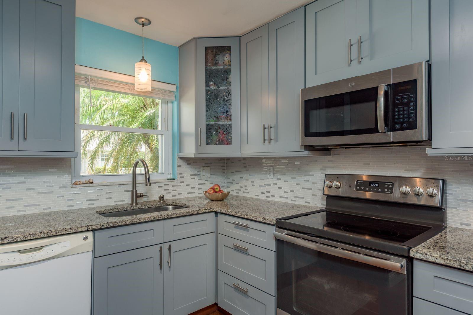 Beautifully Updated Kitchen!