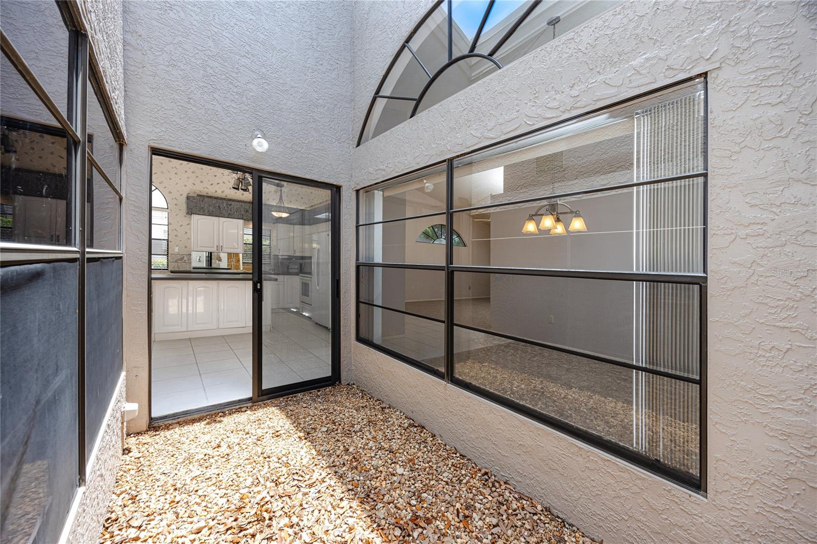 Internal Courthard -5524 Salem Square Dr N, Palm Harbor, FL 34685