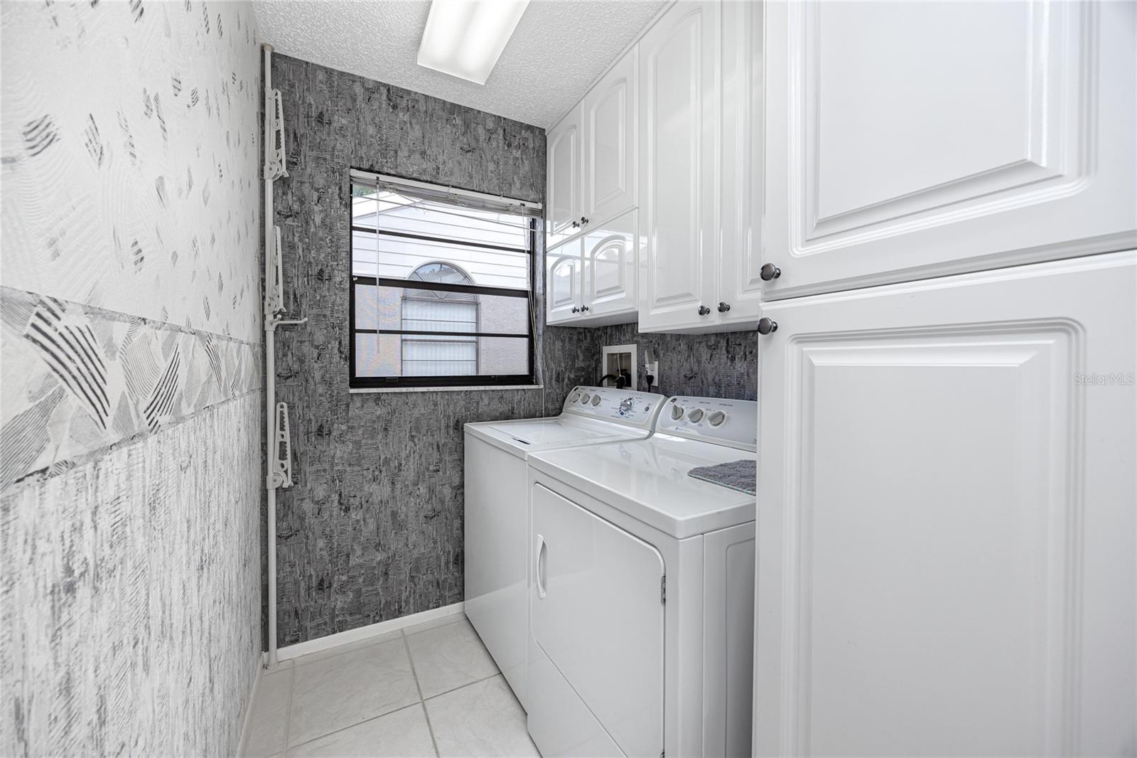 Laundry Room -5524 Salem Square Dr N, Palm Harbor, FL 34685