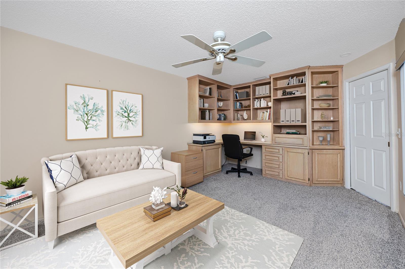 Office/Den -5524 Salem Square Dr N, Palm Harbor, FL 34685