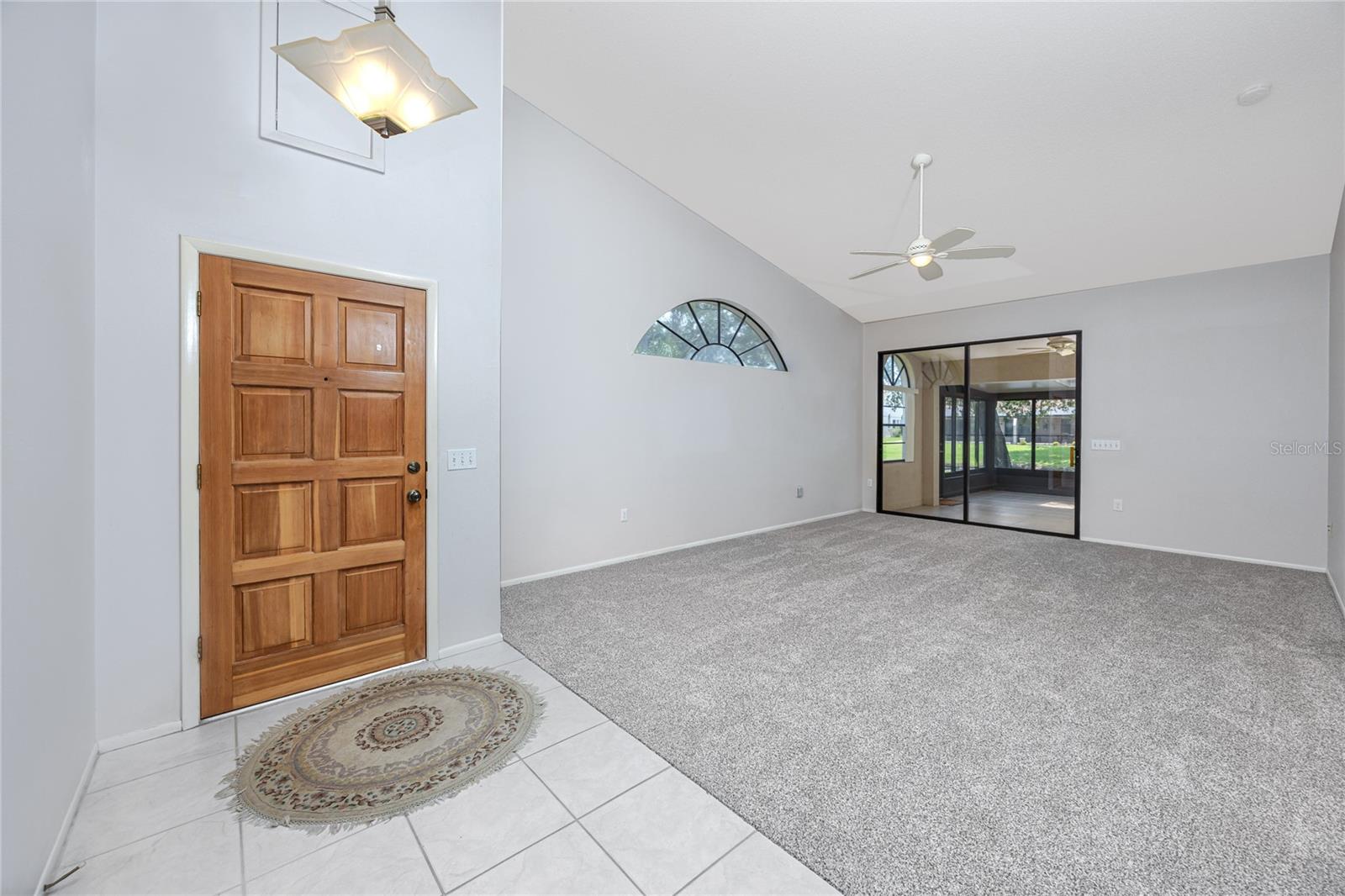 Foyer -5524 Salem Square Dr N, Palm Harbor, FL 34685