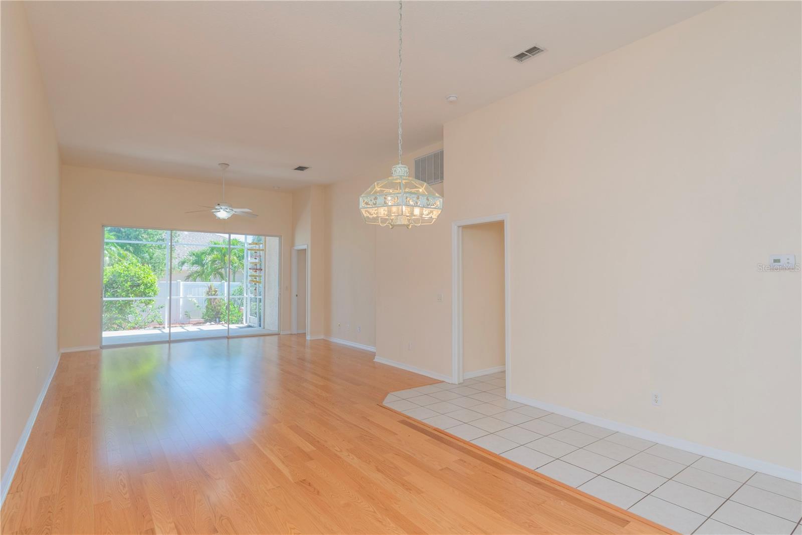 Living Room/Dining Room