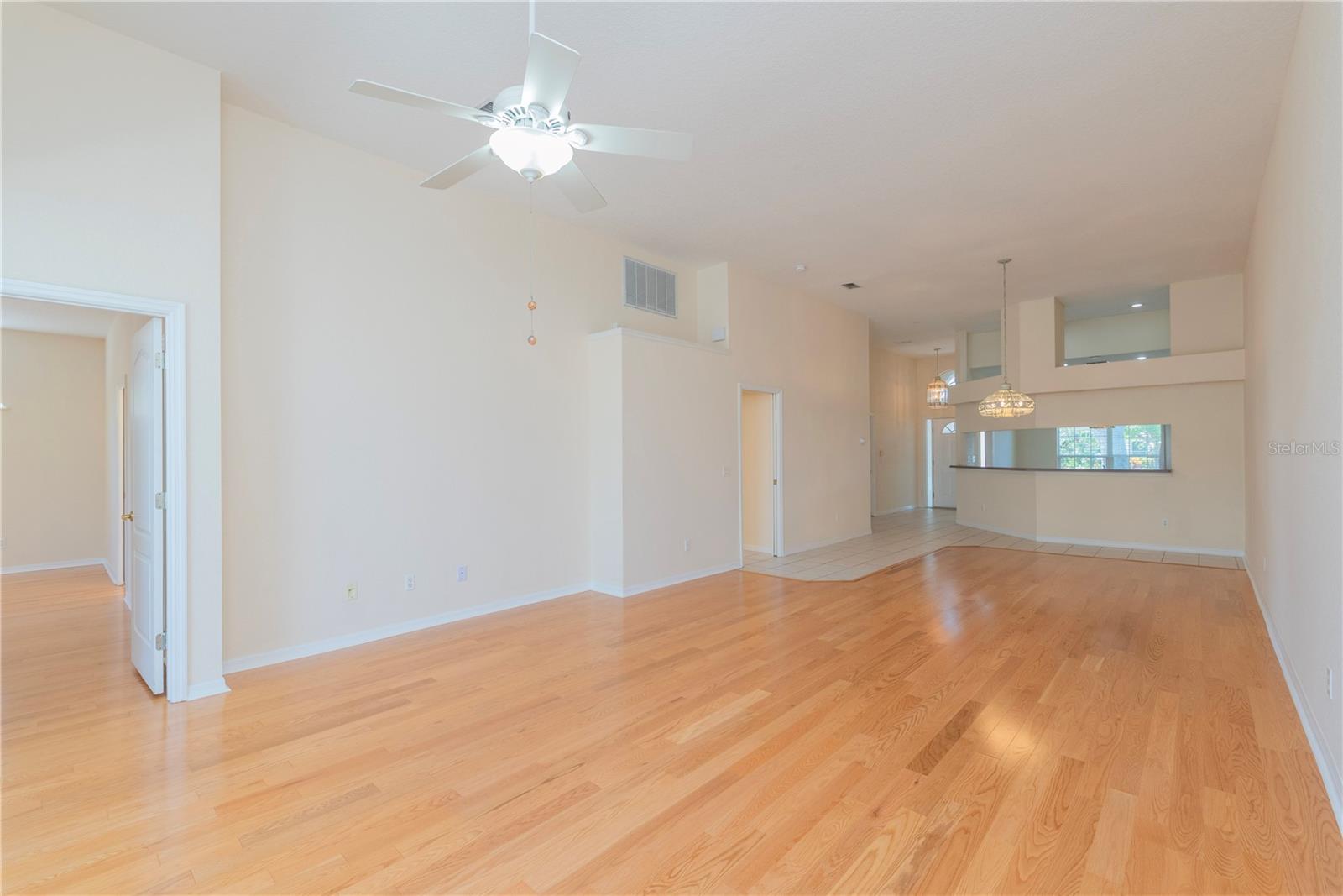 Living Room/Dining Room