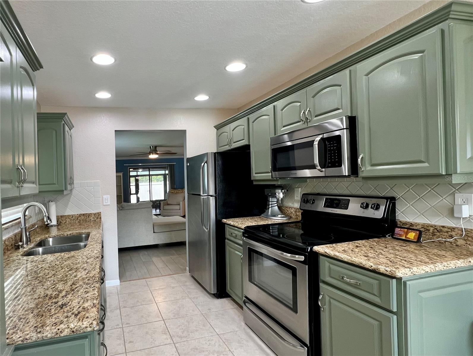 Kitchen with Granite Counter tops