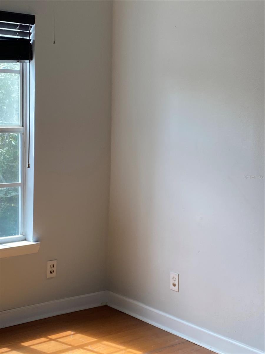 Main room corner