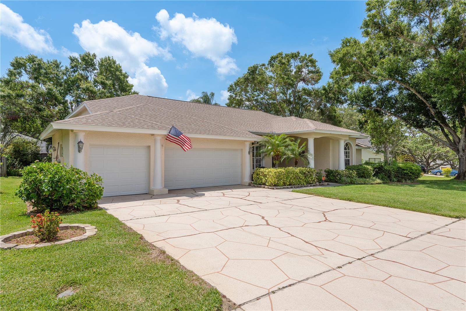 3-Car Garage & Driveway