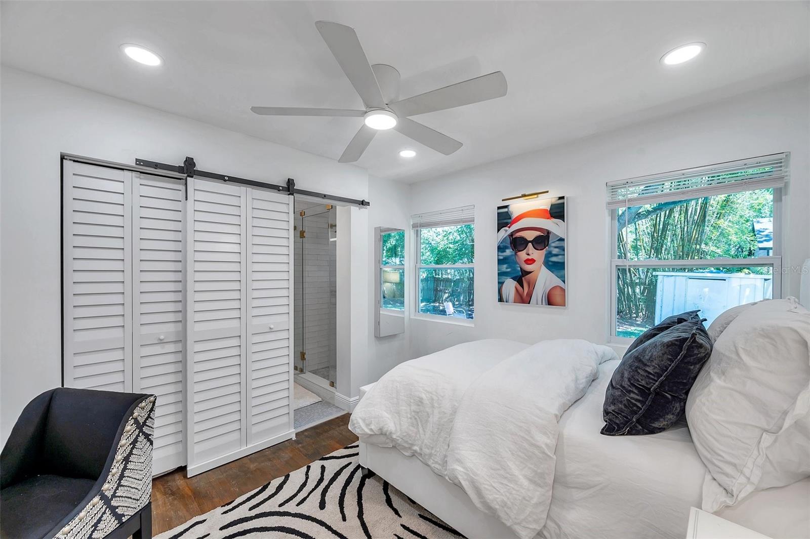 Walk in closet