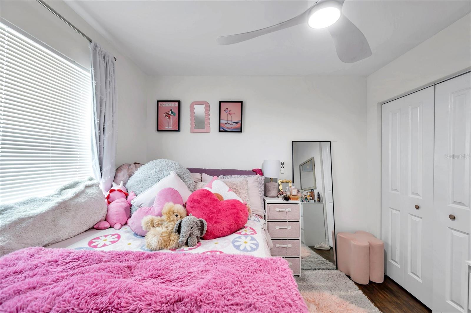 4th bedroom/office/f;ex space