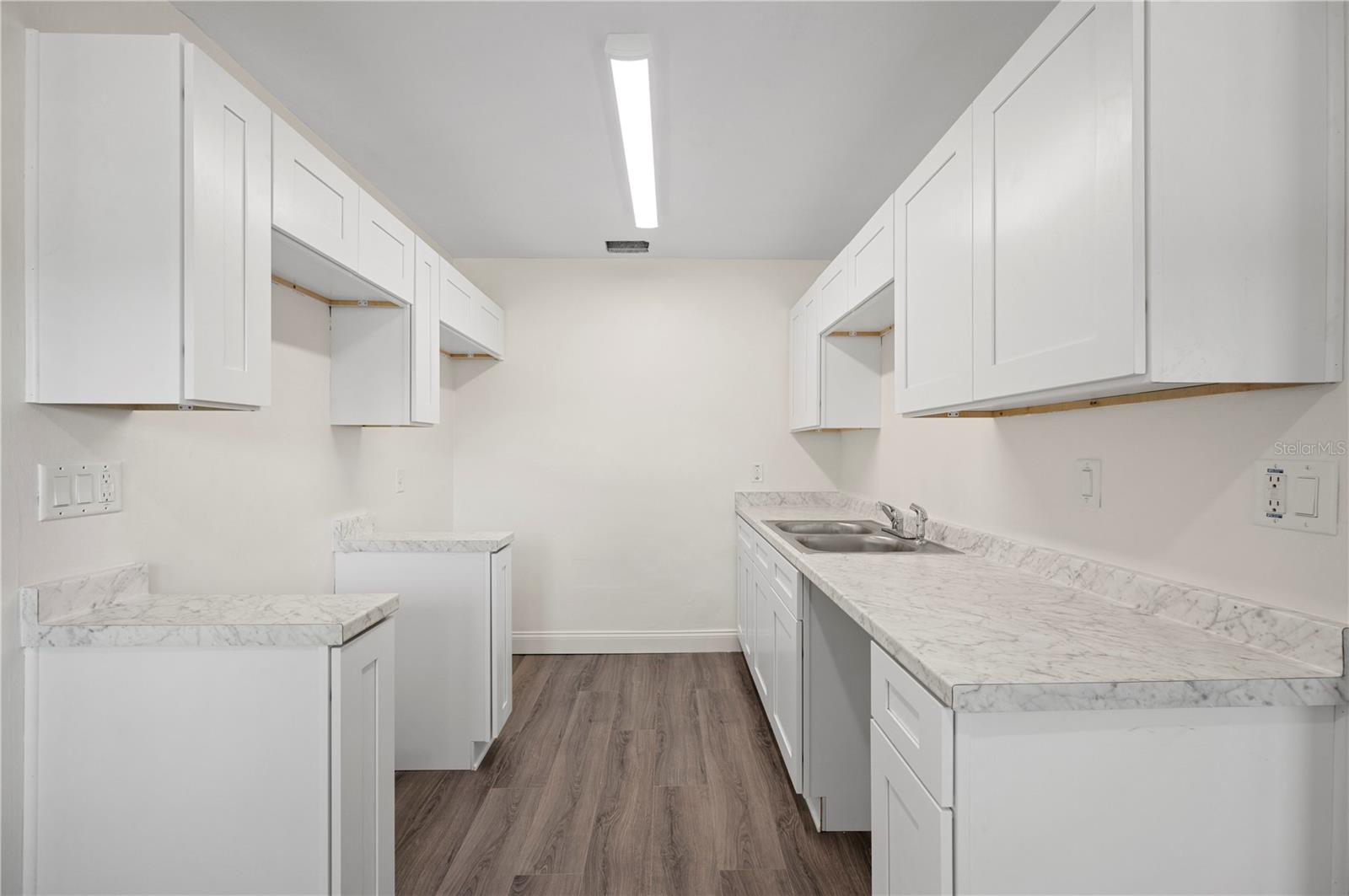 SELLER OFFERING $1500 FOR NEW APPLIANCES