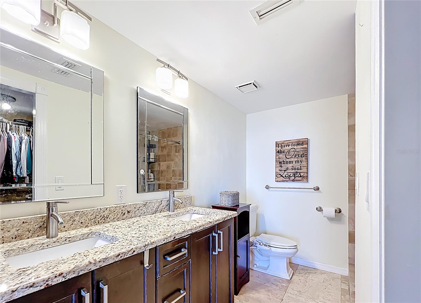 Primary En Suite