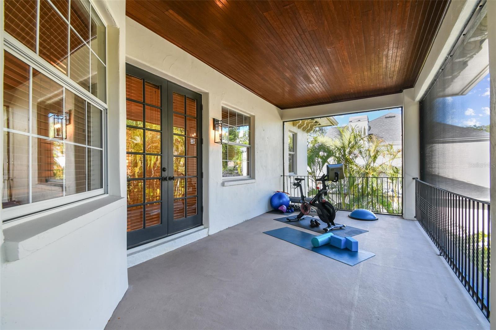 2nd Floor Balcony area