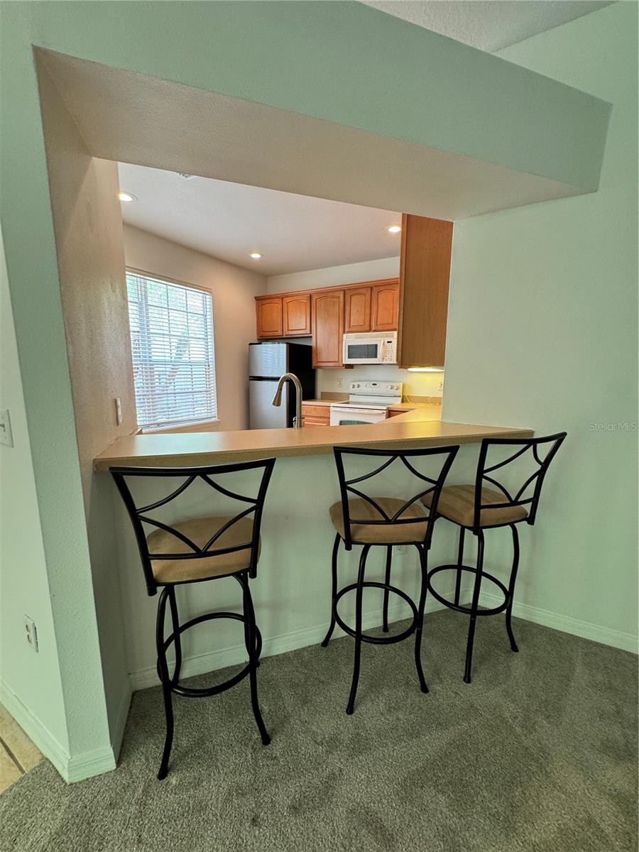Breakfast bar