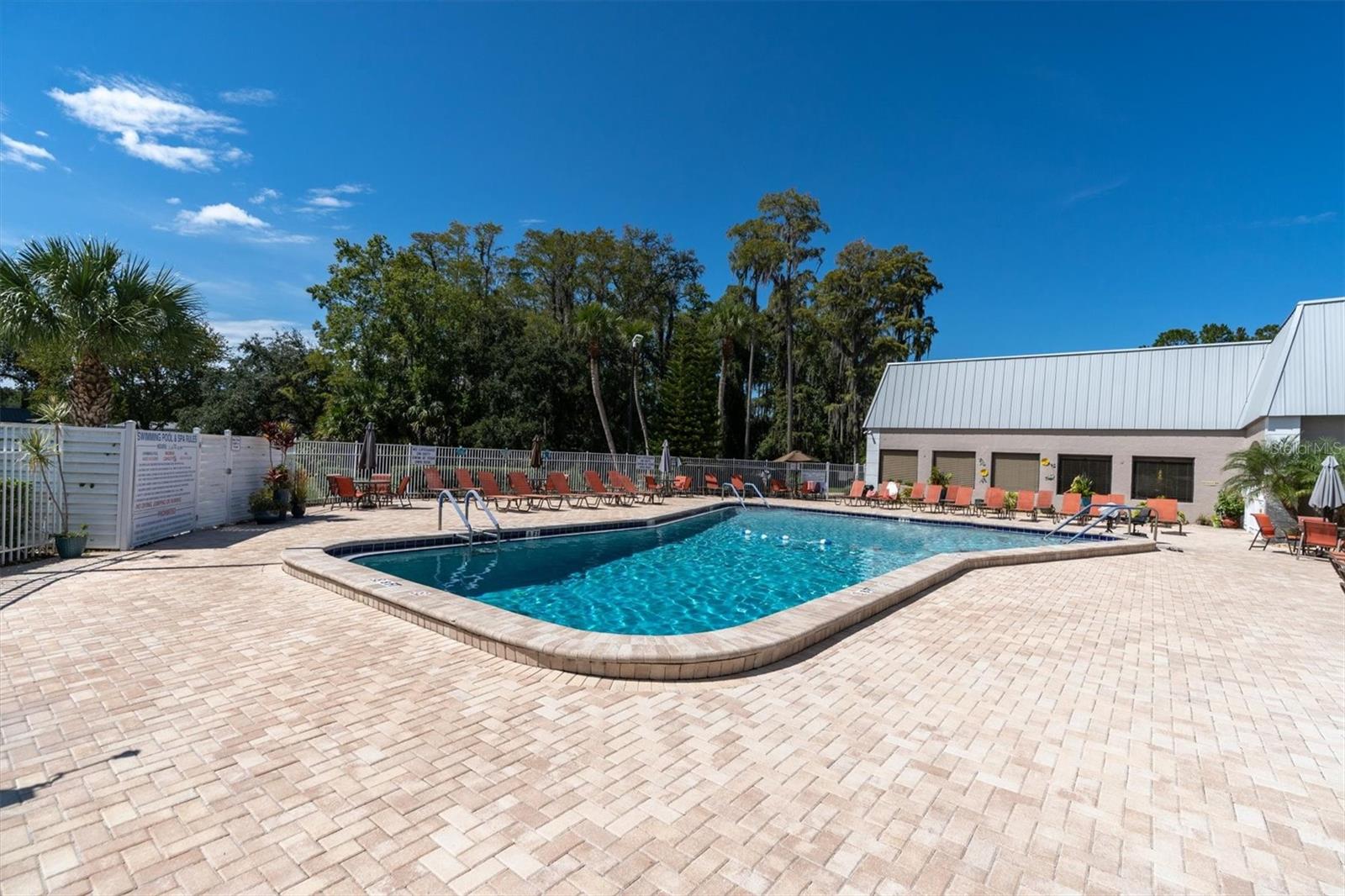 Community pool