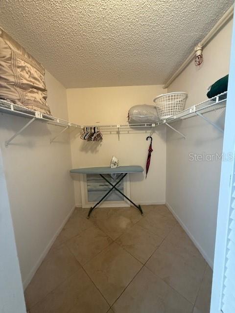 WALK IN MASTER BEDROOM CLOSET