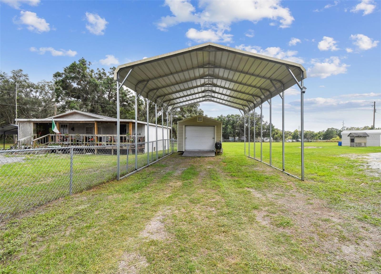 Carport & Shed