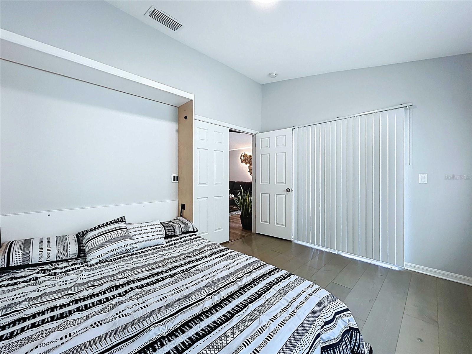 Flex Room
