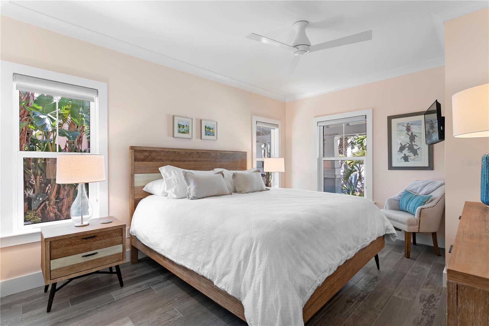 1st floor guest suite