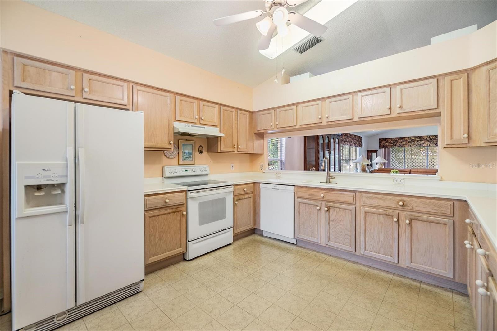 WOW! You will appreciate all the counter and cabinet space