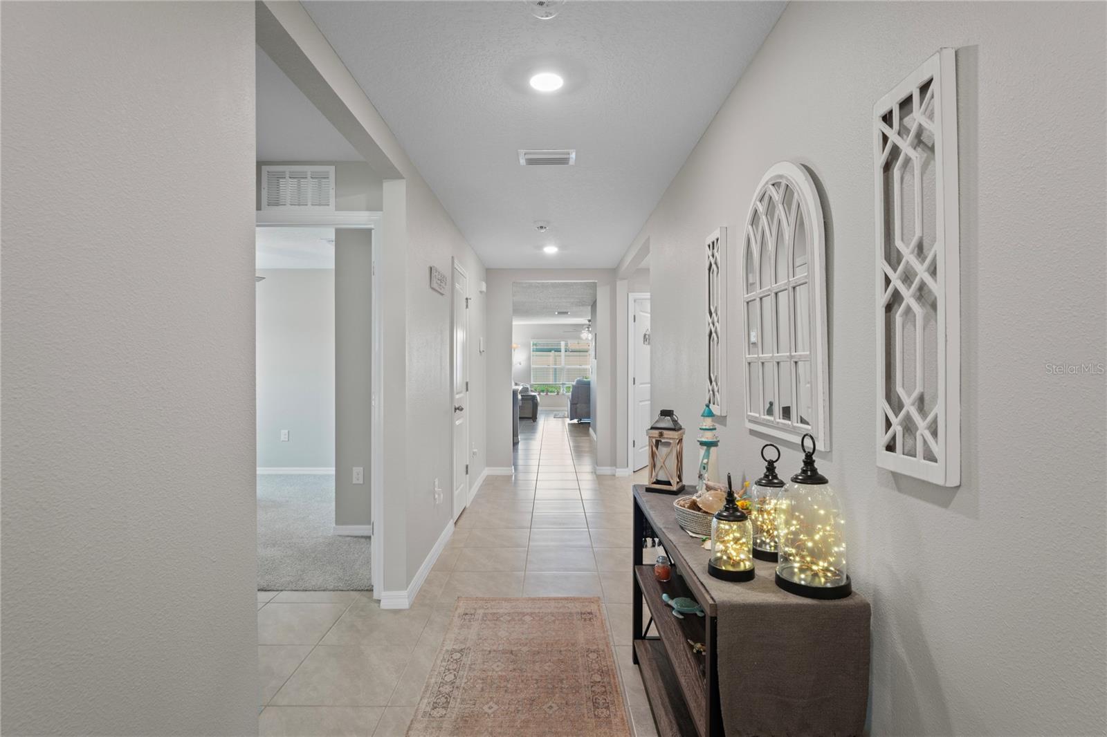 Foyer to an outside view