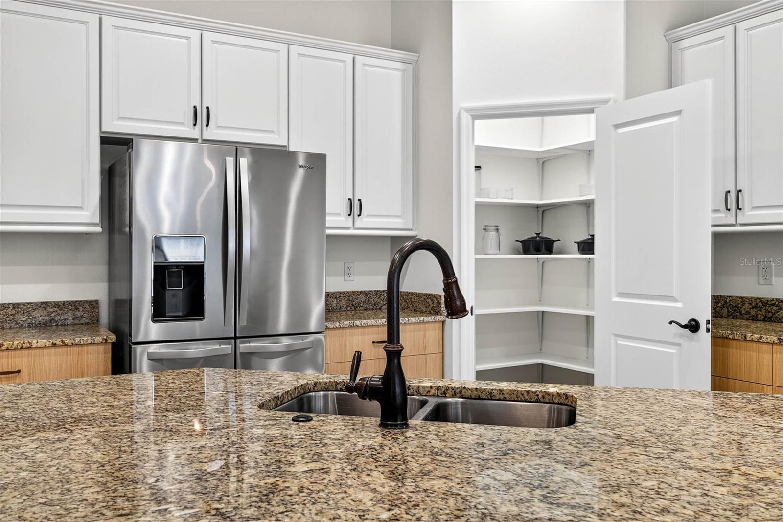 Stainless steel appliances, built in closet pantry