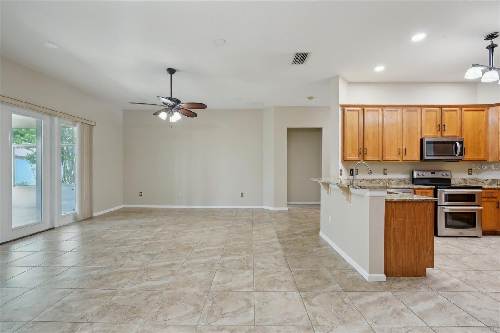 Family/Kitchen