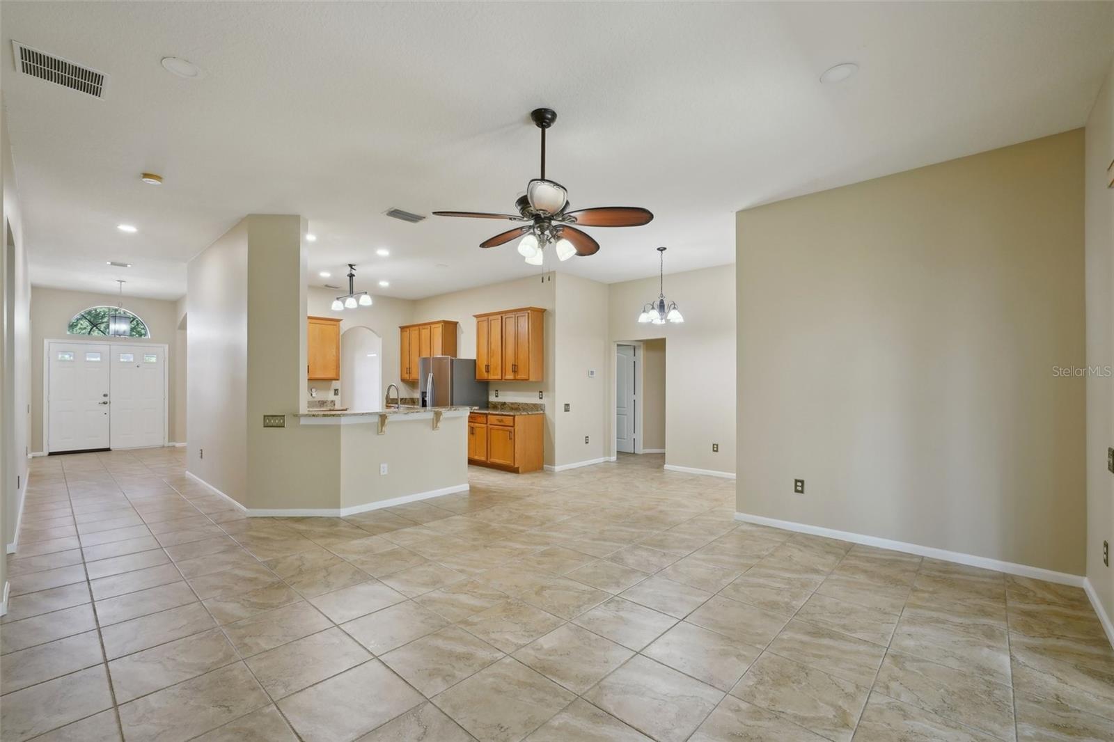 Family/Kitchen