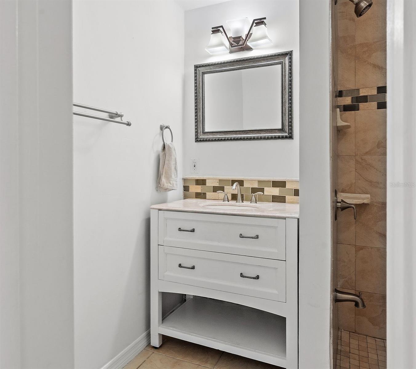 Bathroom 2 Vanity