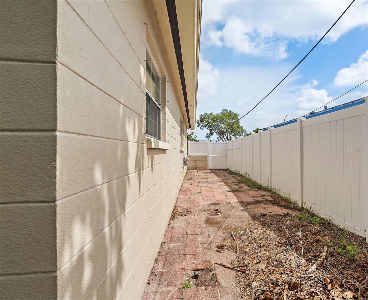 East Side Yard