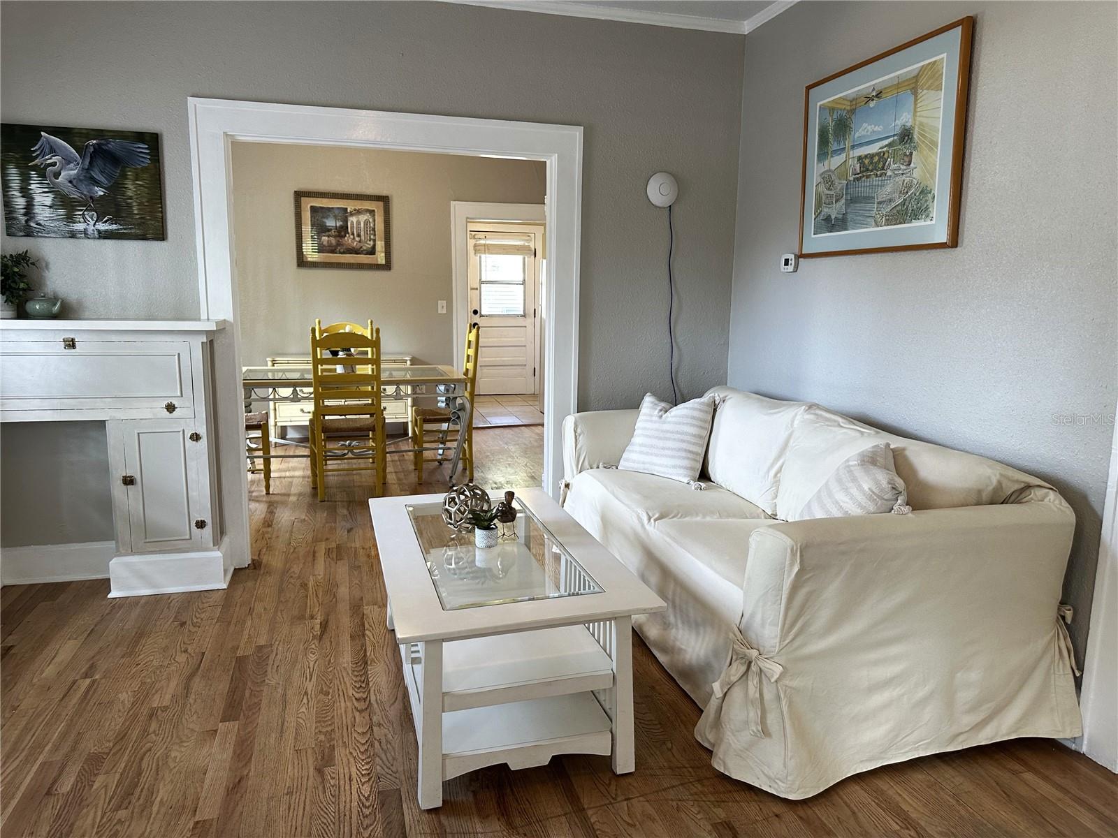 Original oak floors are in great condition.